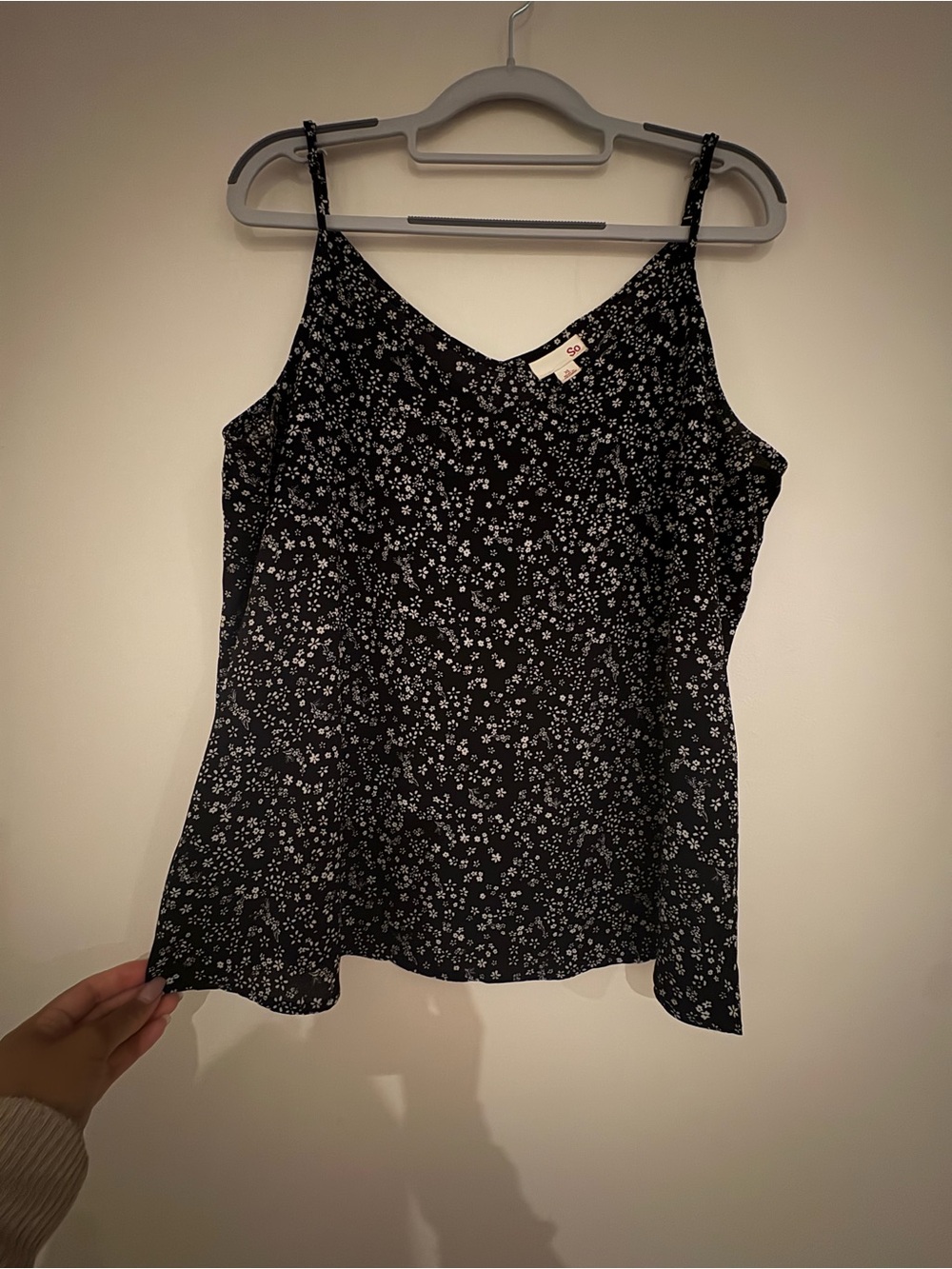EUC SO Black and White Floral Camisole